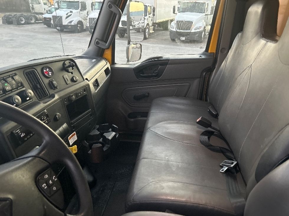 Medium Duty Box Truck-Light and Medium Duty Trucks-International-2021-MV607-Garden City-GA-220,979\n\t\tmiles-$ 40,250 - Image 18