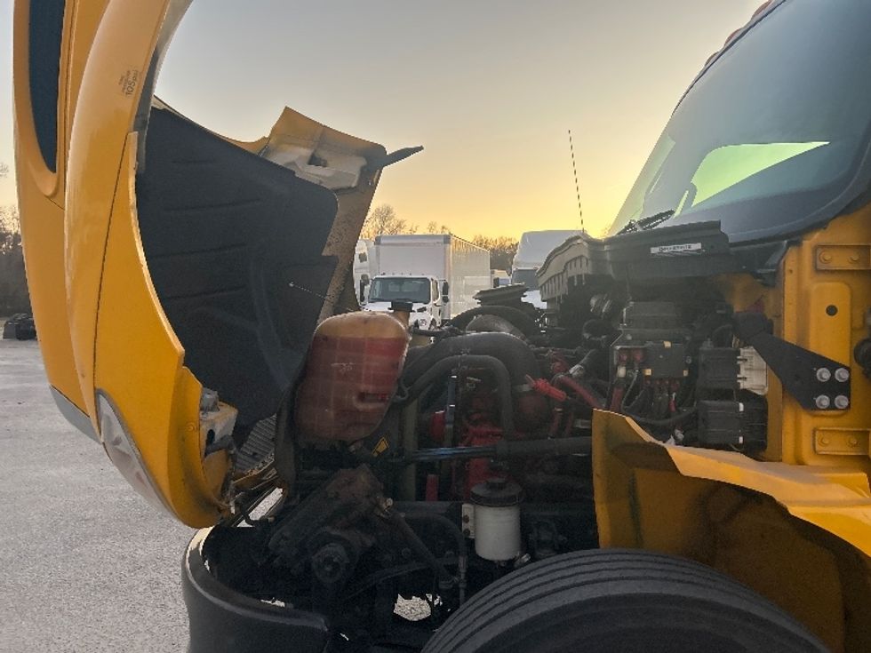 Medium Duty Box Truck-Light and Medium Duty Trucks-International-2021-MV607-Garden City-GA-220,979\n\t\tmiles-$ 40,250 - Image 23