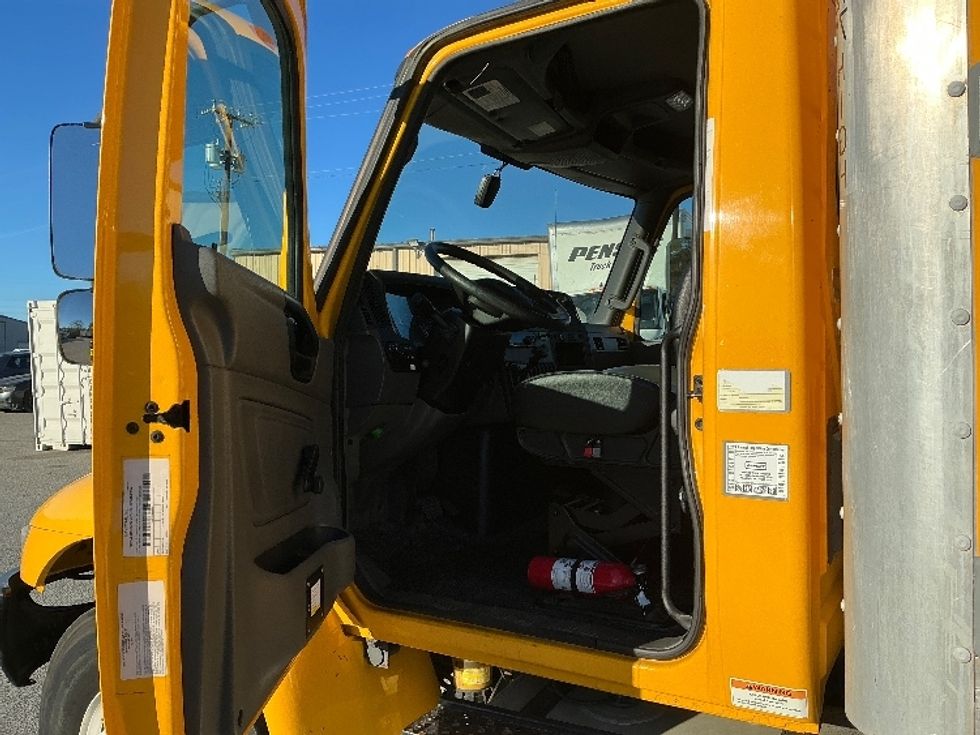 Medium Duty Box Truck-Light and Medium Duty Trucks-International-2021-MV607-Garden City-GA-246,890\n\t\tmiles-$ 34,500 - Image 15