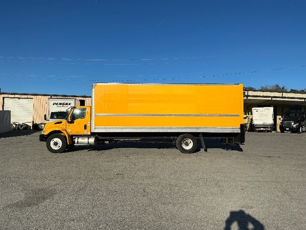 Medium Duty Box Truck-Light and Medium Duty Trucks-International-2021-MV607-Garden City-GA-246,890\n\t\tmiles-$ 34,500 - Image 4