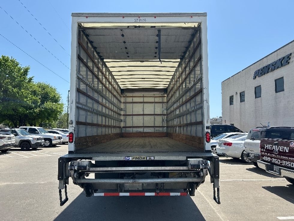 Medium Duty Box Truck-Light and Medium Duty Trucks-International-2021-MV607-Garland-TX-124,812\n\t\tmiles-$ 70,250 - Image 8