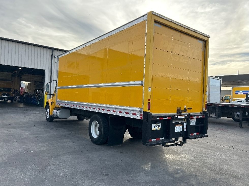 Medium Duty Box Truck-Light and Medium Duty Trucks-International-2021-MV607-Garland-TX-166,898\n\t\tmiles-$ 40,750 - Image 6