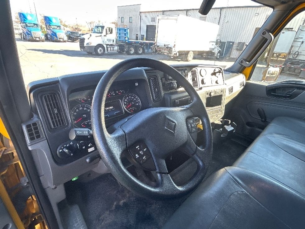 Medium Duty Box Truck-Light and Medium Duty Trucks-International-2021-MV607-Garland-TX-191,986\n\t\tmiles-$ 43,500 - Image 17