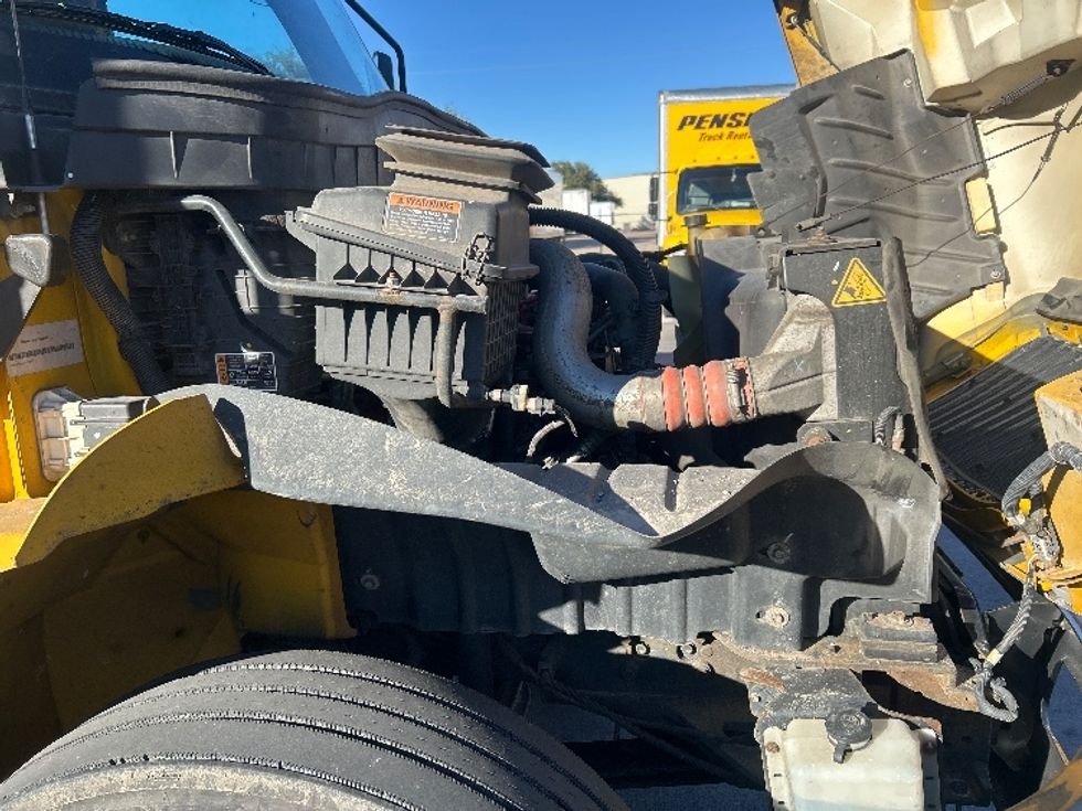 Medium Duty Box Truck-Light and Medium Duty Trucks-International-2021-MV607-Garland-TX-191,986\n\t\tmiles-$ 43,500 - Image 23