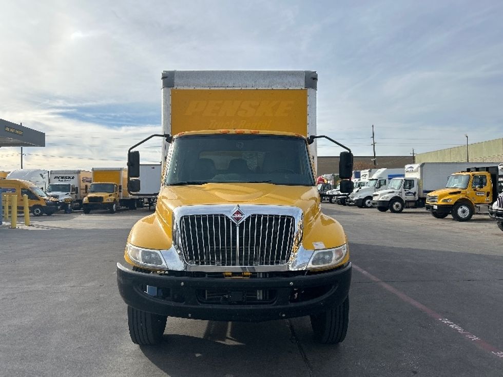 Medium Duty Box Truck-Light and Medium Duty Trucks-International-2021-MV607-Garland-TX-199,195\n\t\tmiles-$ 42,500 - Image 2