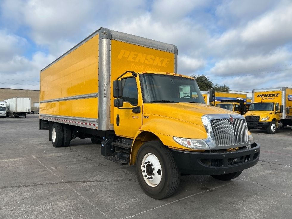 Medium Duty Box Truck-Light and Medium Duty Trucks-International-2021-MV607-Garland-TX-200,069\n\t\tmiles-$ 42,250 - Image 1