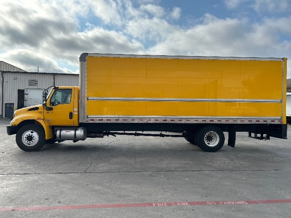 Medium Duty Box Truck-Light and Medium Duty Trucks-International-2021-MV607-Garland-TX-200,069\n\t\tmiles-$ 42,250 - Image 4