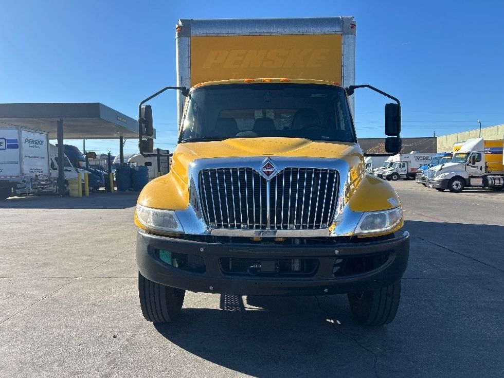 Medium Duty Box Truck-Light and Medium Duty Trucks-International-2021-MV607-Garland-TX-200,080\n\t\tmiles-$ 42,250 - Image 2