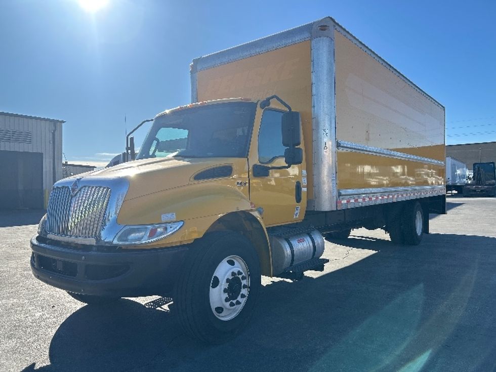 Medium Duty Box Truck-Light and Medium Duty Trucks-International-2021-MV607-Garland-TX-200,080\n\t\tmiles-$ 42,250 - Image 3