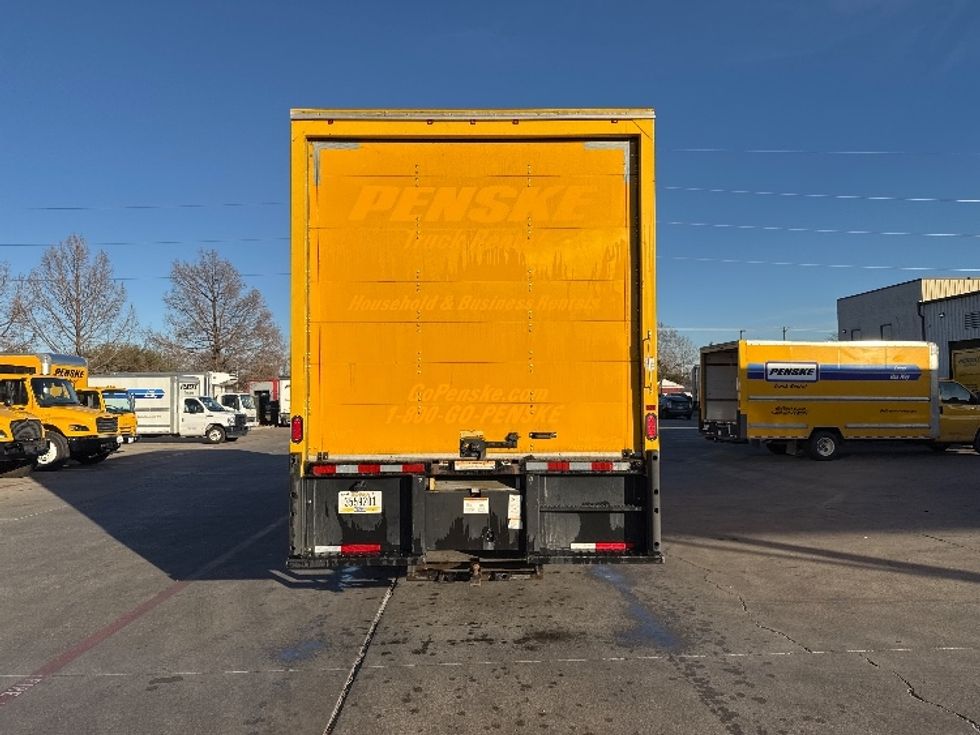 Medium Duty Box Truck-Light and Medium Duty Trucks-International-2021-MV607-Garland-TX-216,622\n\t\tmiles-$ 39,750 - Image 7