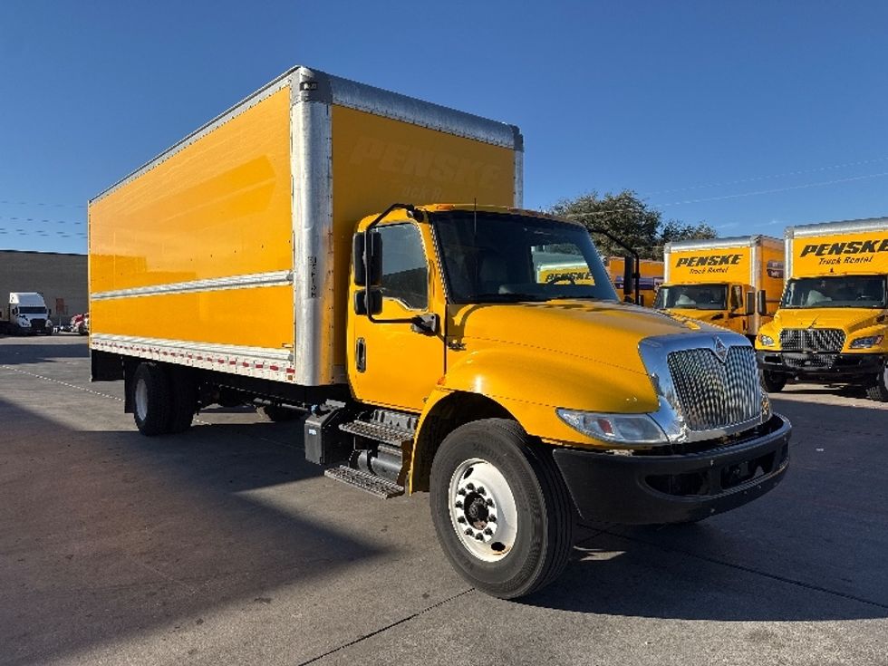 Medium Duty Box Truck-Light and Medium Duty Trucks-International-2021-MV607-Garland-TX-218,175\n\t\tmiles-$ 39,750 - Image 1