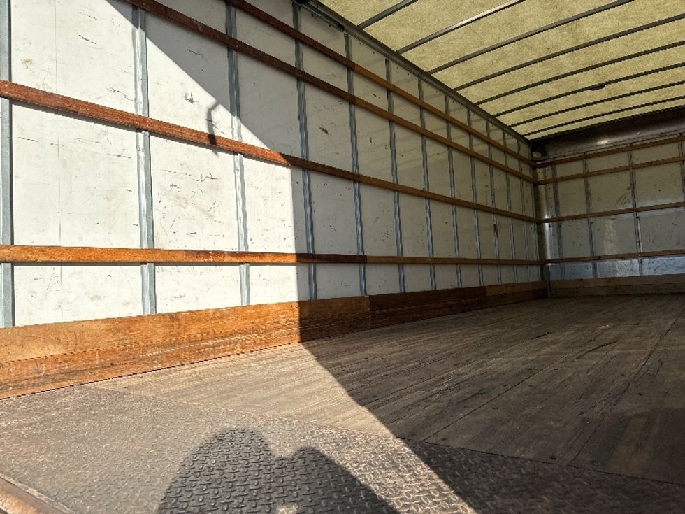 Medium Duty Box Truck-Light and Medium Duty Trucks-International-2021-MV607-Garland-TX-218,175\n\t\tmiles-$ 39,750 - Image 11