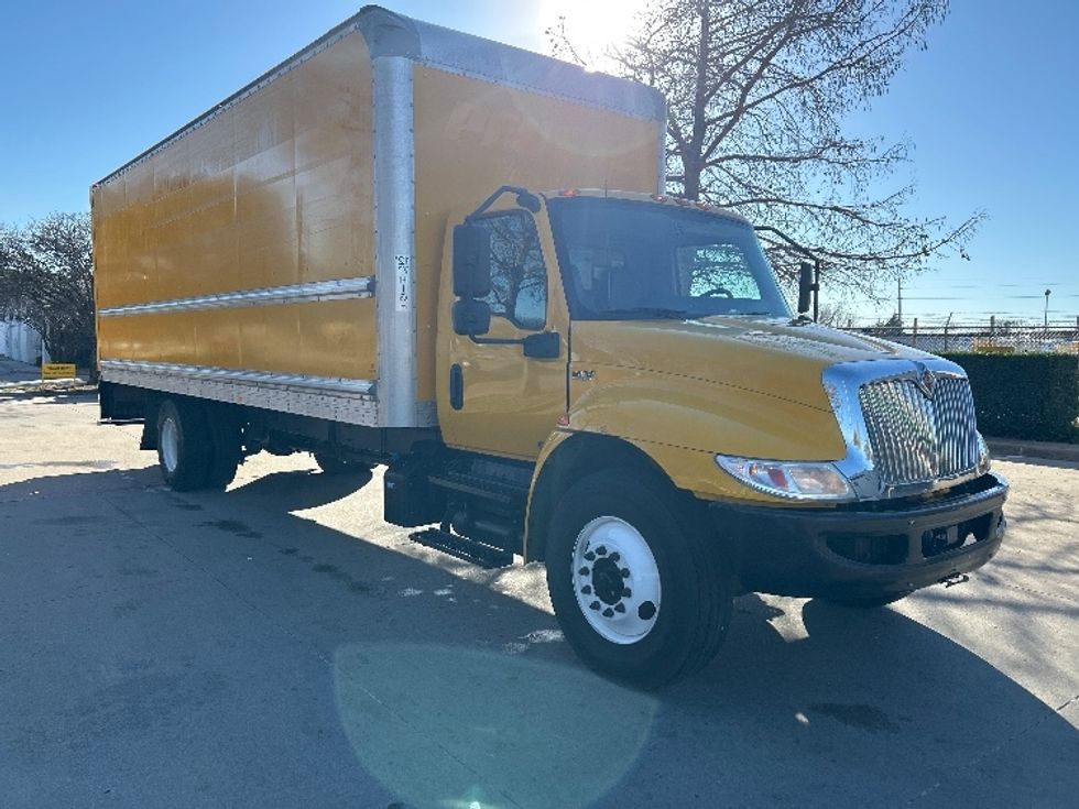 Medium Duty Box Truck-Light and Medium Duty Trucks-International-2021-MV607-Garland-TX-233,471\n\t\tmiles-$ 37,500 - Image 1