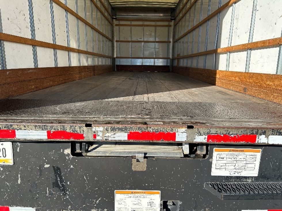 Medium Duty Box Truck-Light and Medium Duty Trucks-International-2021-MV607-Garland-TX-233,471\n\t\tmiles-$ 37,500 - Image 10