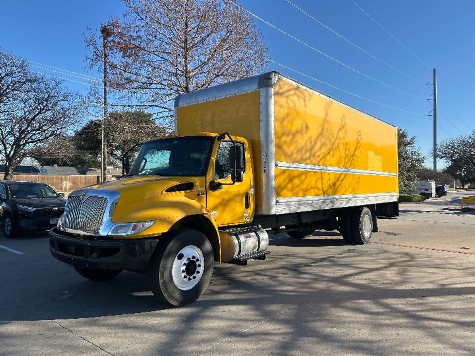 Medium Duty Box Truck-Light and Medium Duty Trucks-International-2021-MV607-Garland-TX-233,471\n\t\tmiles-$ 37,500 - Image 3