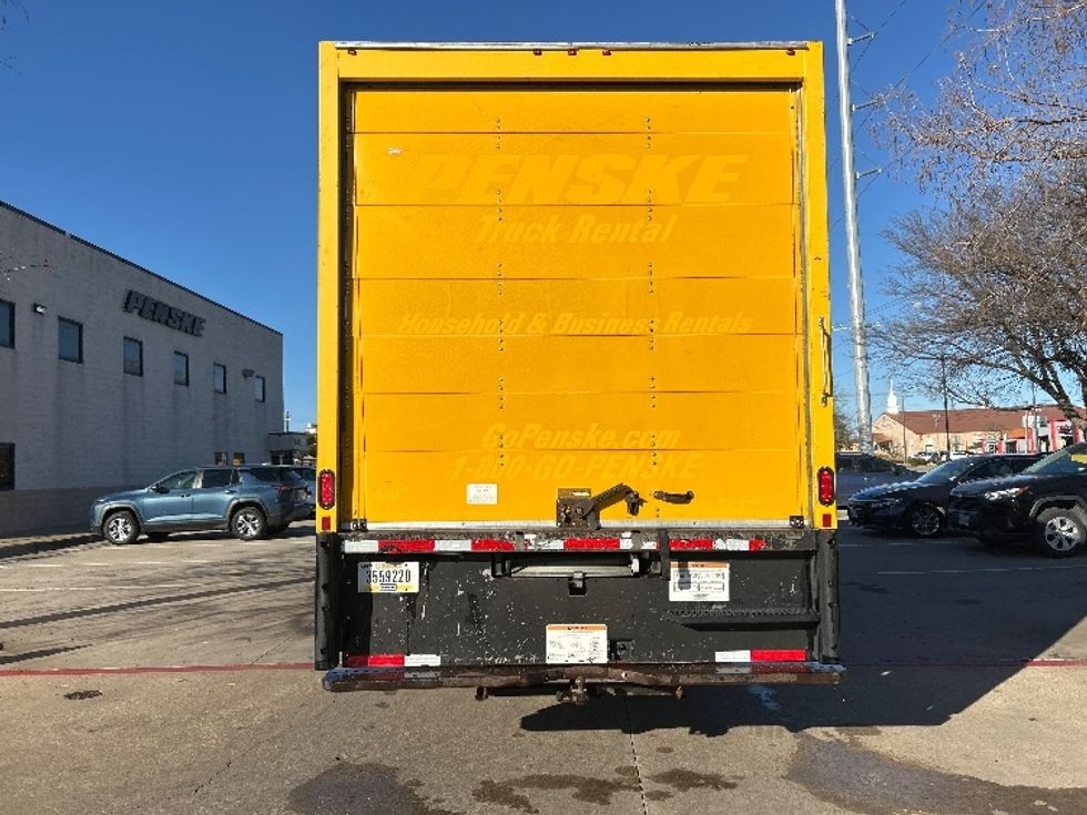 Medium Duty Box Truck-Light and Medium Duty Trucks-International-2021-MV607-Garland-TX-233,471\n\t\tmiles-$ 37,500 - Image 7