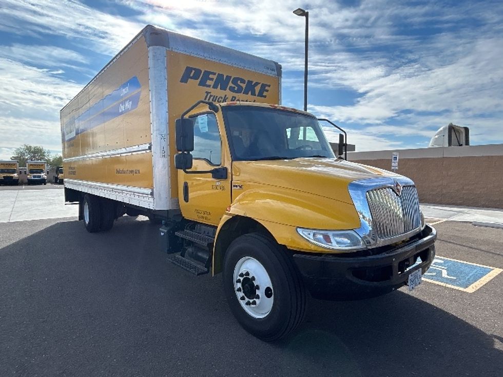 Medium Duty Box Truck-Light and Medium Duty Trucks-International-2021-MV607-Goodyear-AZ-233,331\n\t\tmiles-$ 37,500 - Image 1