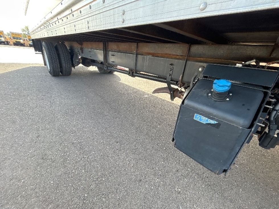 Medium Duty Box Truck-Light and Medium Duty Trucks-International-2021-MV607-Goodyear-AZ-233,331\n\t\tmiles-$ 37,500 - Image 14