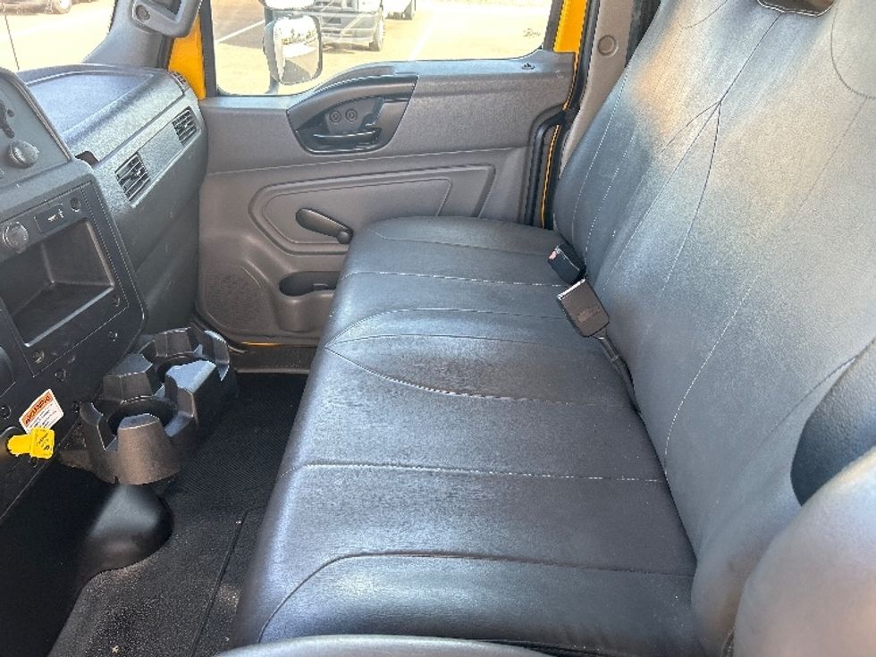 Medium Duty Box Truck-Light and Medium Duty Trucks-International-2021-MV607-Goodyear-AZ-233,331\n\t\tmiles-$ 37,500 - Image 18