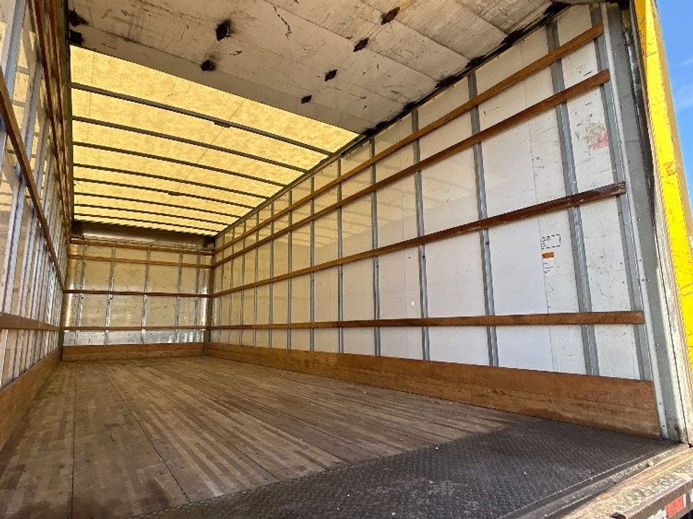 Medium Duty Box Truck-Light and Medium Duty Trucks-International-2021-MV607-Goodyear-AZ-250,340\n\t\tmiles-$ 33,000 - Image 12