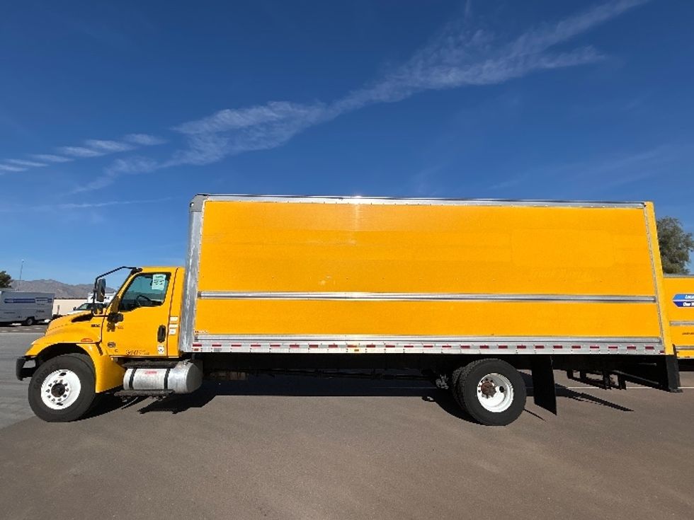 Medium Duty Box Truck-Light and Medium Duty Trucks-International-2021-MV607-Goodyear-AZ-250,340\n\t\tmiles-$ 33,000 - Image 4