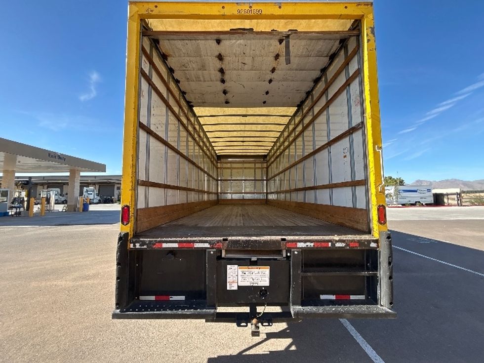 Medium Duty Box Truck-Light and Medium Duty Trucks-International-2021-MV607-Goodyear-AZ-250,340\n\t\tmiles-$ 33,000 - Image 8