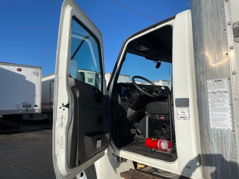 Medium Duty Box Truck-Light and Medium Duty Trucks-International-2021-MV607-Grand Junction-CO-195,704\n\t\tmiles-$ 52,250 - Image 16