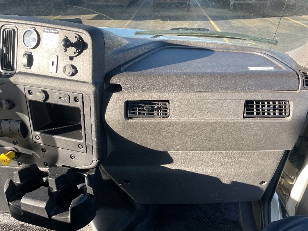 Medium Duty Box Truck-Light and Medium Duty Trucks-International-2021-MV607-Grand Junction-CO-195,704\n\t\tmiles-$ 52,250 - Image 21