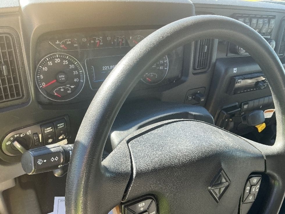 Medium Duty Box Truck-Light and Medium Duty Trucks-International-2021-MV607-Grand Junction-CO-221,892\n\t\tmiles-$ 39,000 - Image 18
