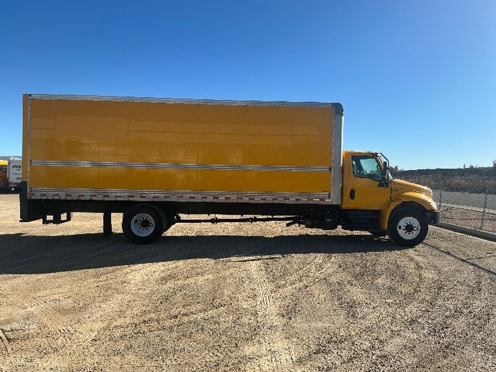 Medium Duty Box Truck-Light and Medium Duty Trucks-International-2021-MV607-Grand Junction-CO-221,892\n\t\tmiles-$ 39,000 - Image 15