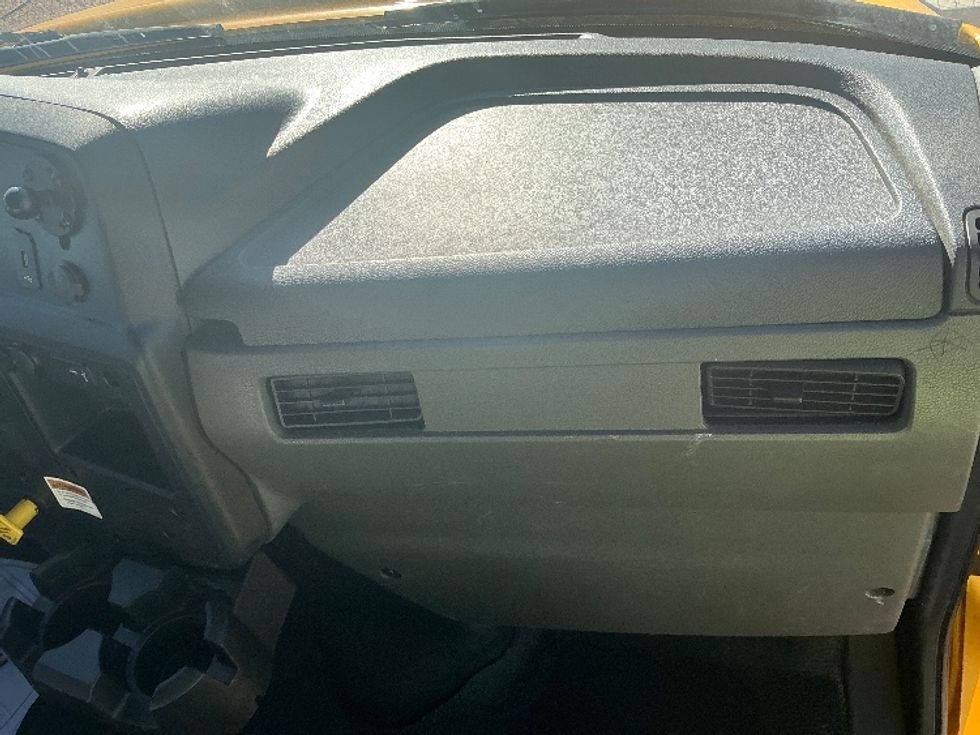 Medium Duty Box Truck-Light and Medium Duty Trucks-International-2021-MV607-Grand Junction-CO-221,892\n\t\tmiles-$ 39,000 - Image 21