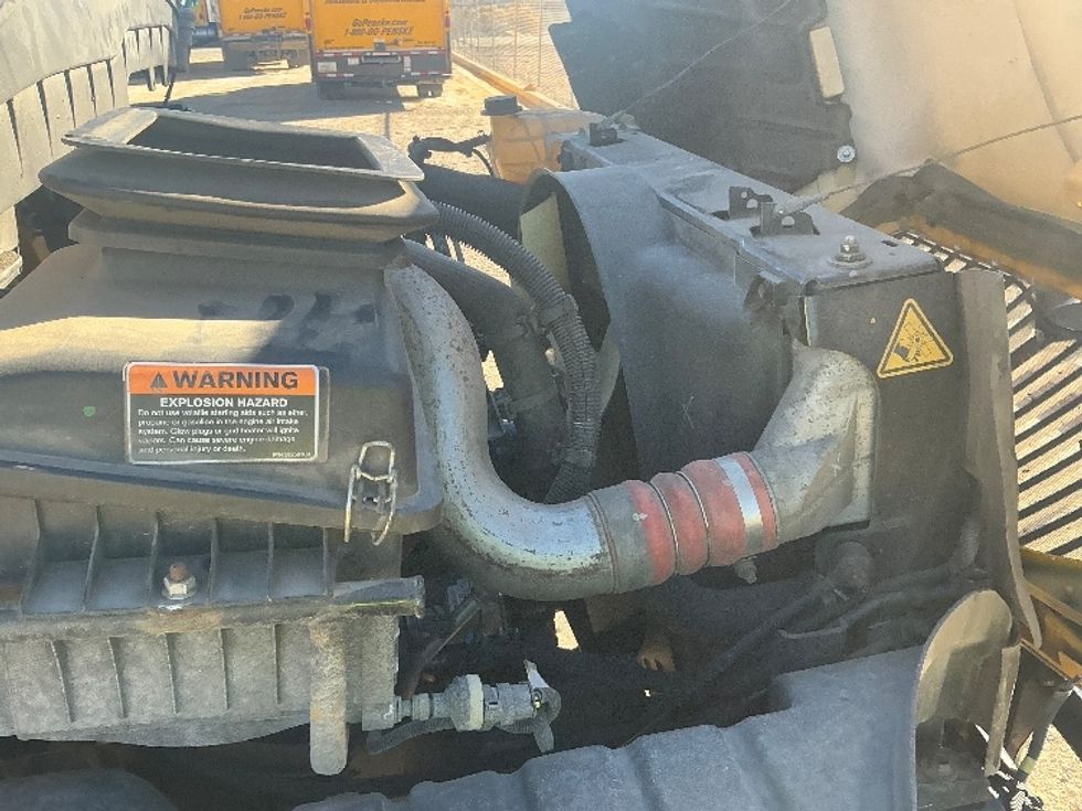 Medium Duty Box Truck-Light and Medium Duty Trucks-International-2021-MV607-Grand Junction-CO-221,892\n\t\tmiles-$ 39,000 - Image 24