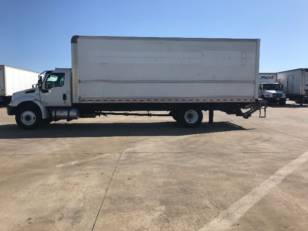 Medium Duty Box Truck-Light and Medium Duty Trucks-International-2021-MV607-Grand Prairie-TX-153,983\n\t\tmiles-$ 60,750 - Image 4