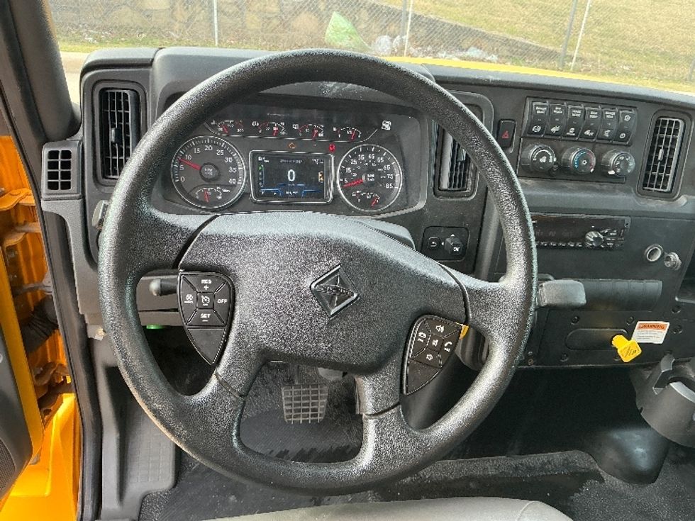 Medium Duty Box Truck-Light and Medium Duty Trucks-International-2021-MV607-Grand Prairie-TX-181,798\n\t\tmiles-$ 45,000 - Image 18