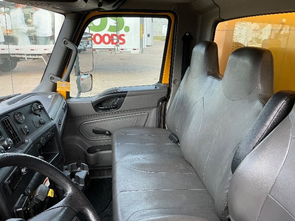 Medium Duty Box Truck-Light and Medium Duty Trucks-International-2021-MV607-Grand Prairie-TX-181,798\n\t\tmiles-$ 45,000 - Image 19