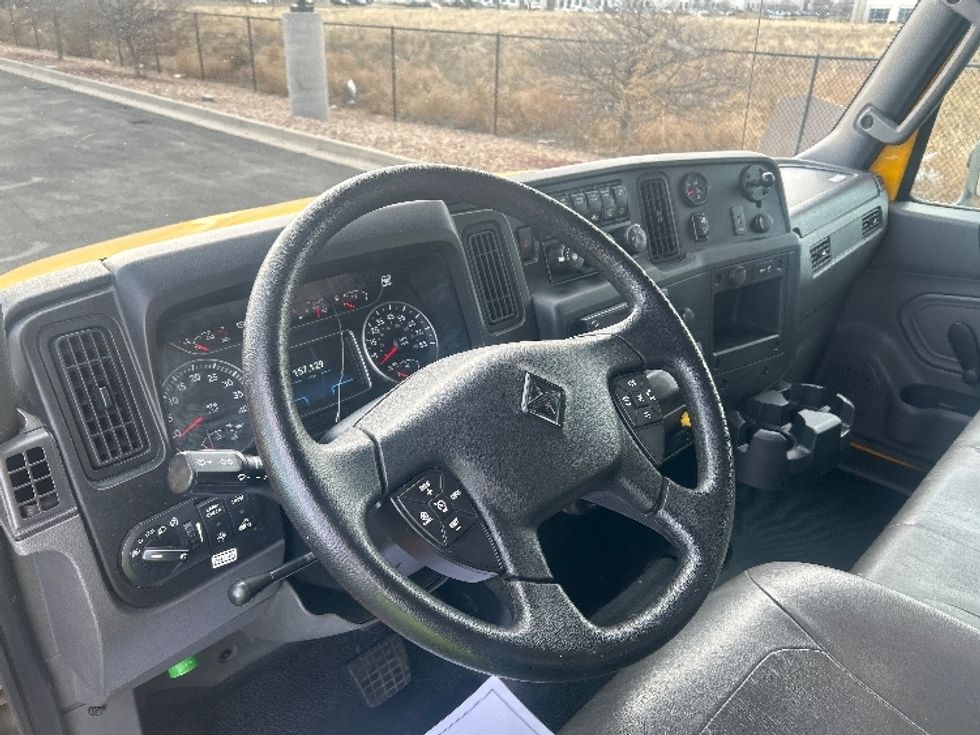 Medium Duty Box Truck-Light and Medium Duty Trucks-International-2021-MV607-Greeley-CO-157,130\n\t\tmiles-$ 48,500 - Image 16