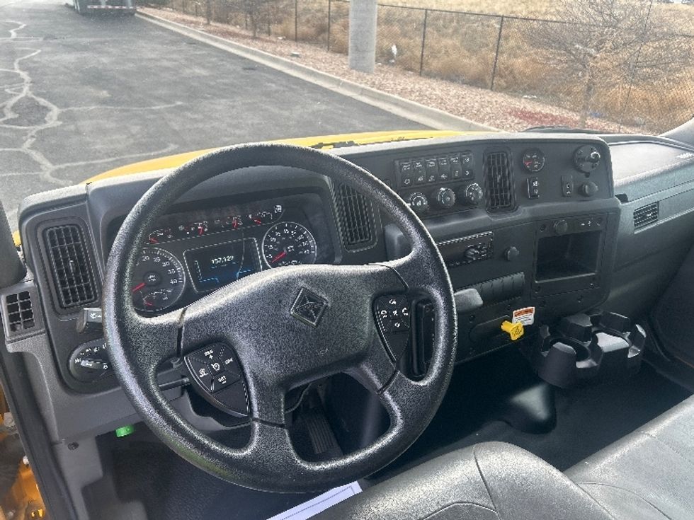 Medium Duty Box Truck-Light and Medium Duty Trucks-International-2021-MV607-Greeley-CO-157,130\n\t\tmiles-$ 48,500 - Image 17