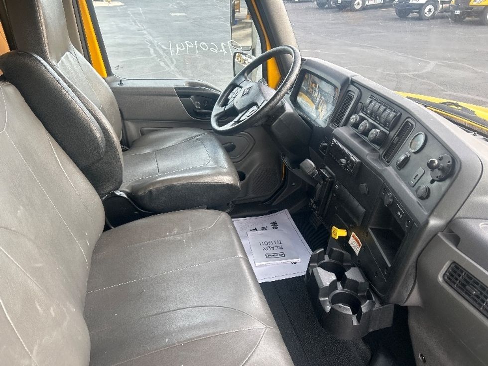 Medium Duty Box Truck-Light and Medium Duty Trucks-International-2021-MV607-Greeley-CO-157,130\n\t\tmiles-$ 48,500 - Image 21