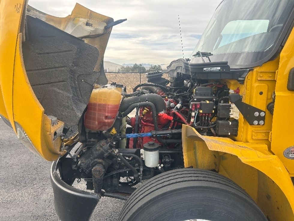 Medium Duty Box Truck-Light and Medium Duty Trucks-International-2021-MV607-Greeley-CO-157,130\n\t\tmiles-$ 48,500 - Image 23