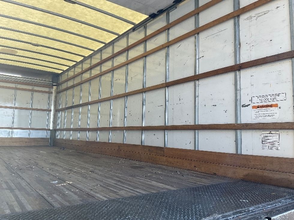 Medium Duty Box Truck-Light and Medium Duty Trucks-International-2021-MV607-Greeley-CO-168,824\n\t\tmiles-$ 47,250 - Image 11