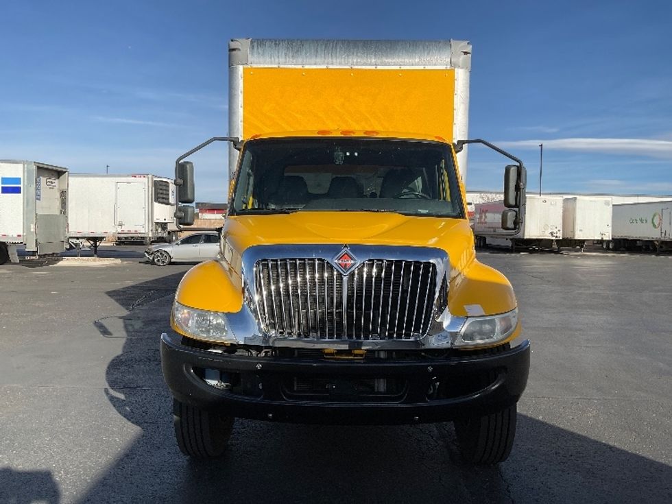 Medium Duty Box Truck-Light and Medium Duty Trucks-International-2021-MV607-Greeley-CO-168,824\n\t\tmiles-$ 47,250 - Image 2