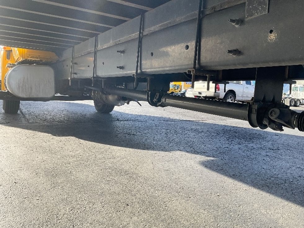 Medium Duty Box Truck-Light and Medium Duty Trucks-International-2021-MV607-Greeley-CO-168,824\n\t\tmiles-$ 47,250 - Image 4