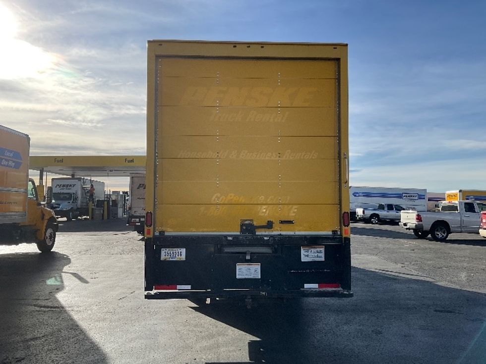 Medium Duty Box Truck-Light and Medium Duty Trucks-International-2021-MV607-Greeley-CO-168,824\n\t\tmiles-$ 47,250 - Image 6