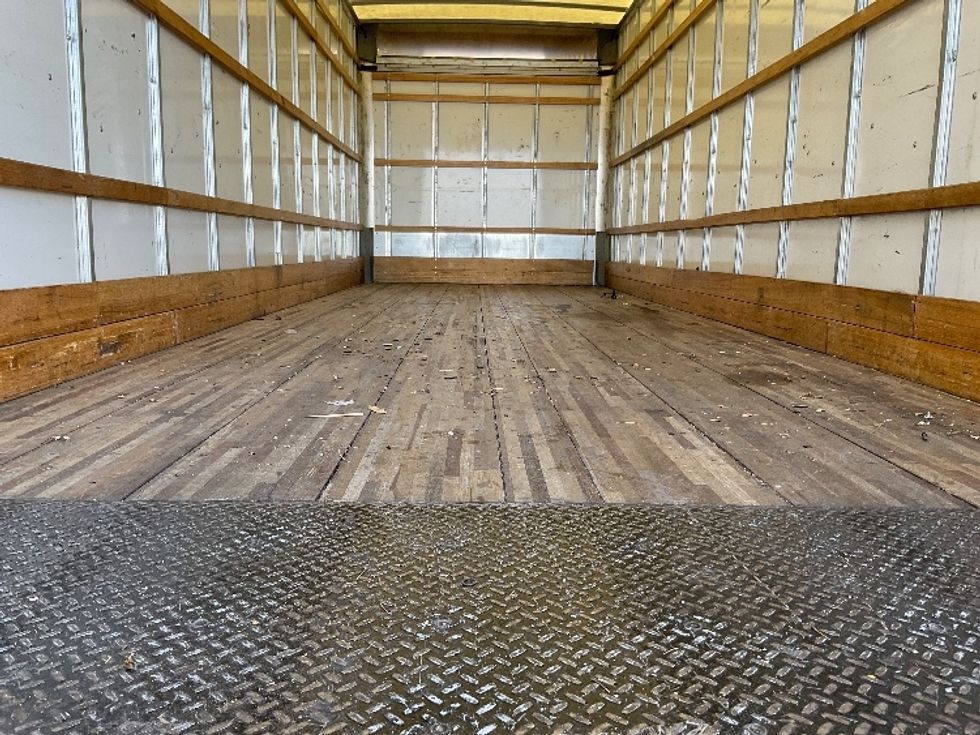 Medium Duty Box Truck-Light and Medium Duty Trucks-International-2021-MV607-Greeley-CO-168,824\n\t\tmiles-$ 47,250 - Image 9