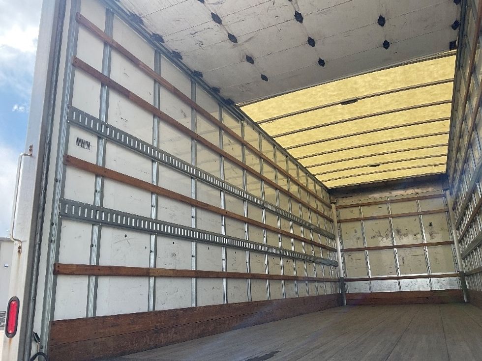 Medium Duty Box Truck-Light and Medium Duty Trucks-International-2021-MV607-Greeley-CO-182,667\n\t\tmiles-$ 54,500 - Image 11