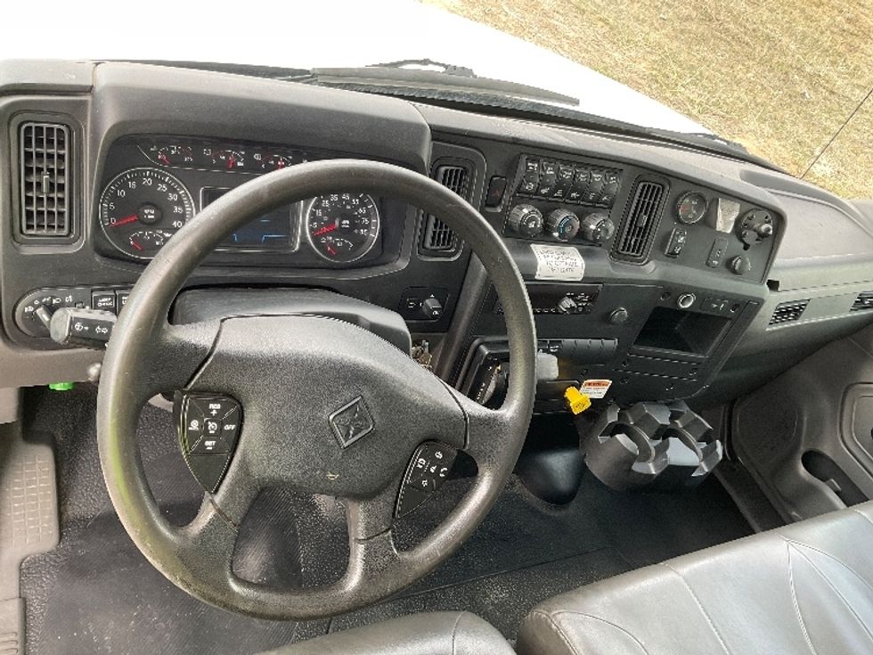 Medium Duty Box Truck-Light and Medium Duty Trucks-International-2021-MV607-Greeley-CO-182,667\n\t\tmiles-$ 54,500 - Image 17