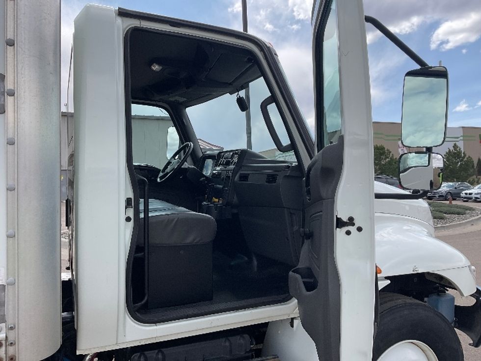 Medium Duty Box Truck-Light and Medium Duty Trucks-International-2021-MV607-Greeley-CO-182,667\n\t\tmiles-$ 54,500 - Image 20
