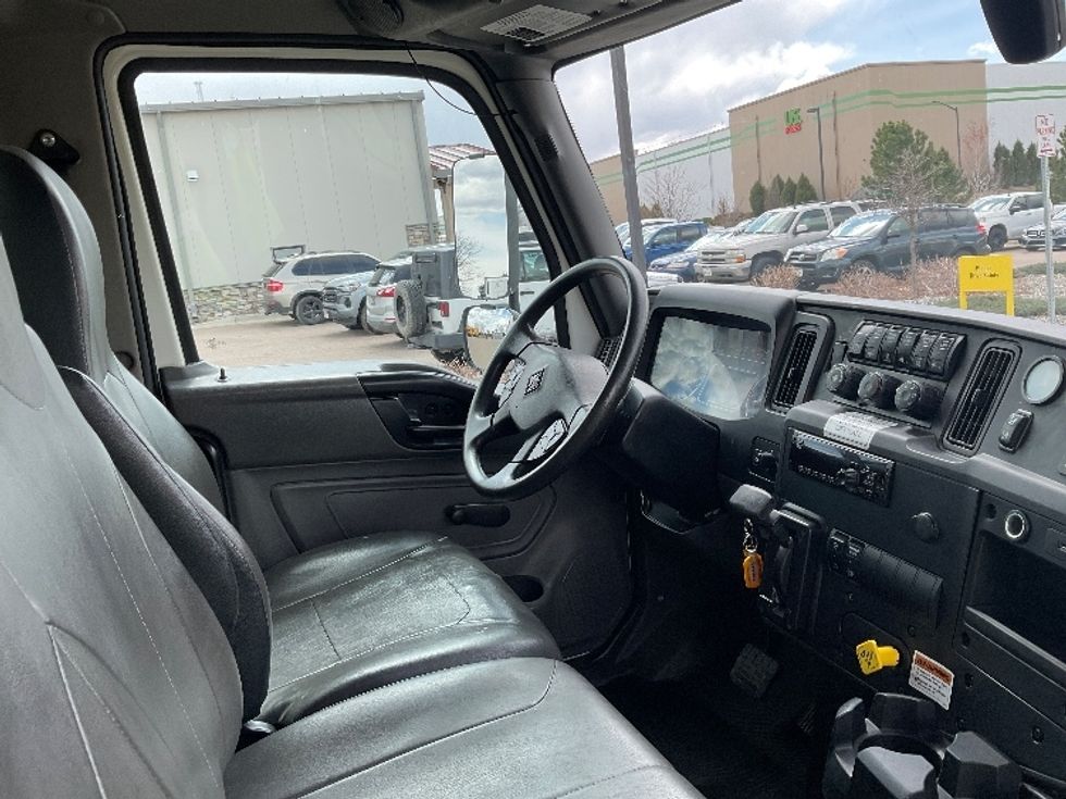 Medium Duty Box Truck-Light and Medium Duty Trucks-International-2021-MV607-Greeley-CO-182,667\n\t\tmiles-$ 54,500 - Image 22
