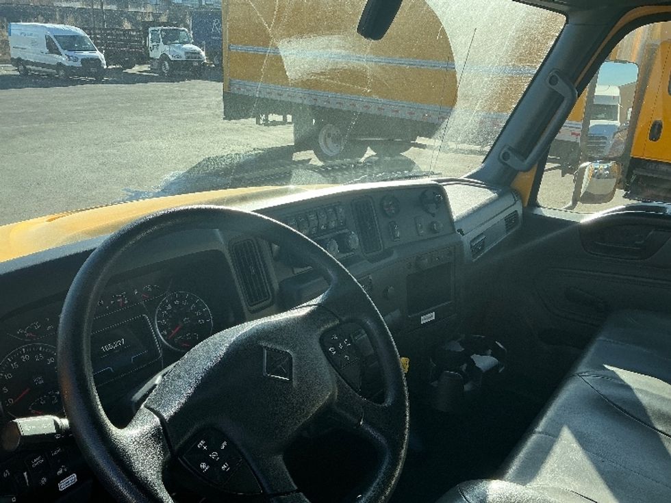 Medium Duty Box Truck-Light and Medium Duty Trucks-International-2021-MV607-Greeley-CO-185,228\n\t\tmiles-$ 38,250 - Image 17