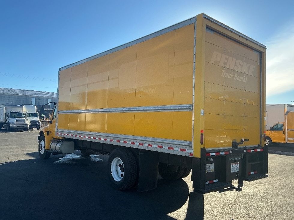 Medium Duty Box Truck-Light and Medium Duty Trucks-International-2021-MV607-Greeley-CO-185,228\n\t\tmiles-$ 38,250 - Image 6